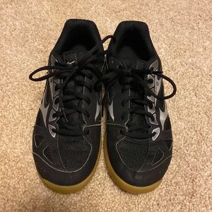 Mizuno cyclone speed volleyball shoes